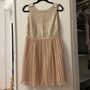 ModCloth Jack Champagne Lace Cocktail Dress | Size 10 (runs small, size 4)